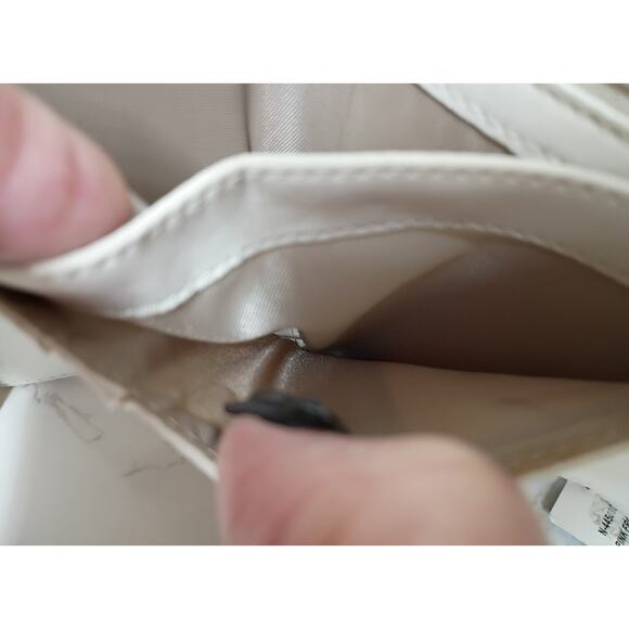 NINE WEST Pink Frost Crocodile Embossed Wallet - NEW - Picture 4 of 7